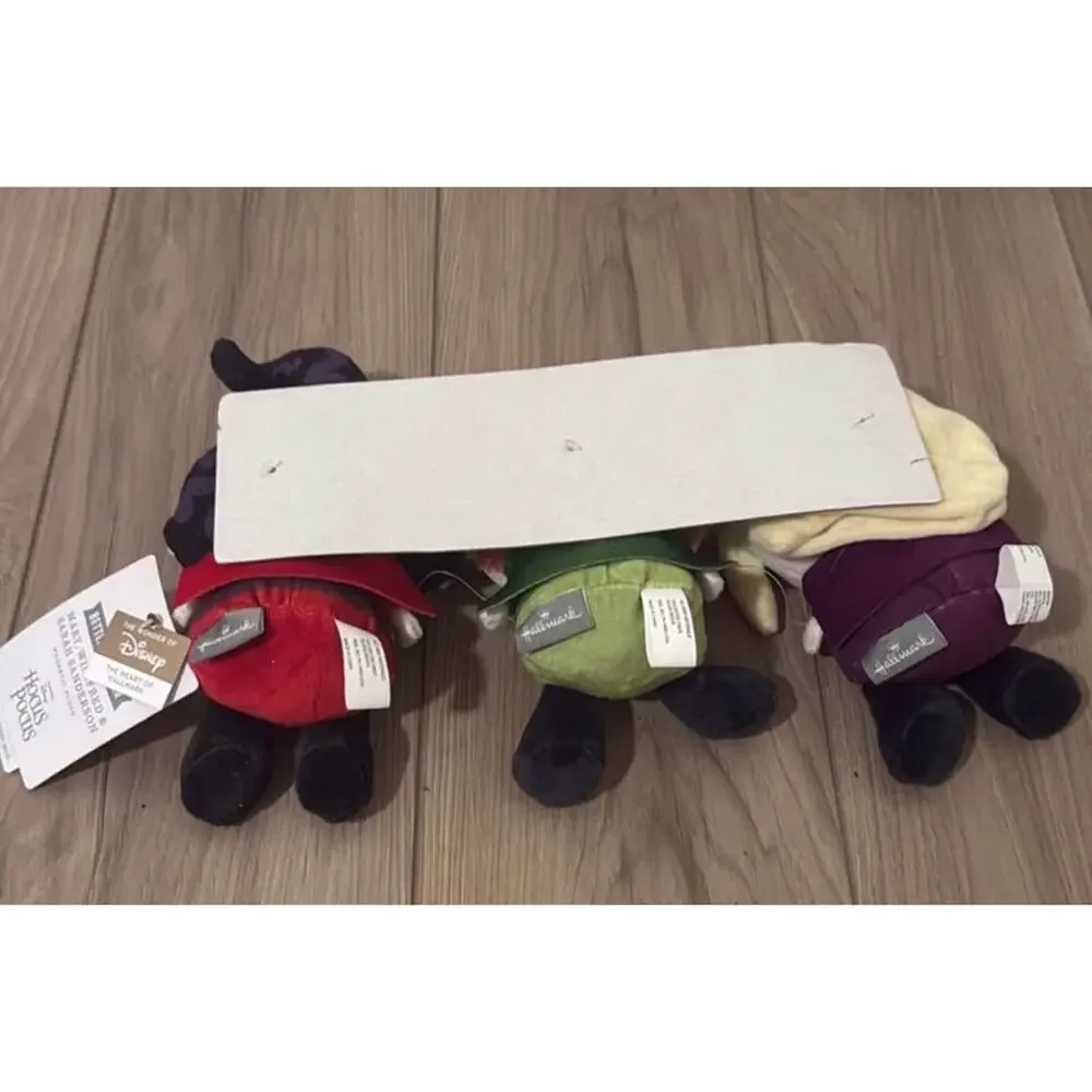 NEW Hallmark Itty Bittys Hocus Pocus Sanderson Sisters Winifred Sarah Mary